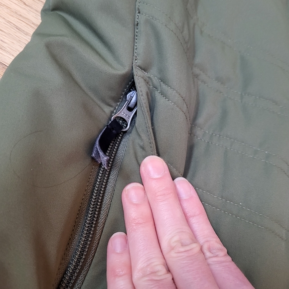 Obermeyer Tuscany II Ski Jacket Size 8 Green Puffer Insulated Faux Fur Hood - Picture 14 of 16